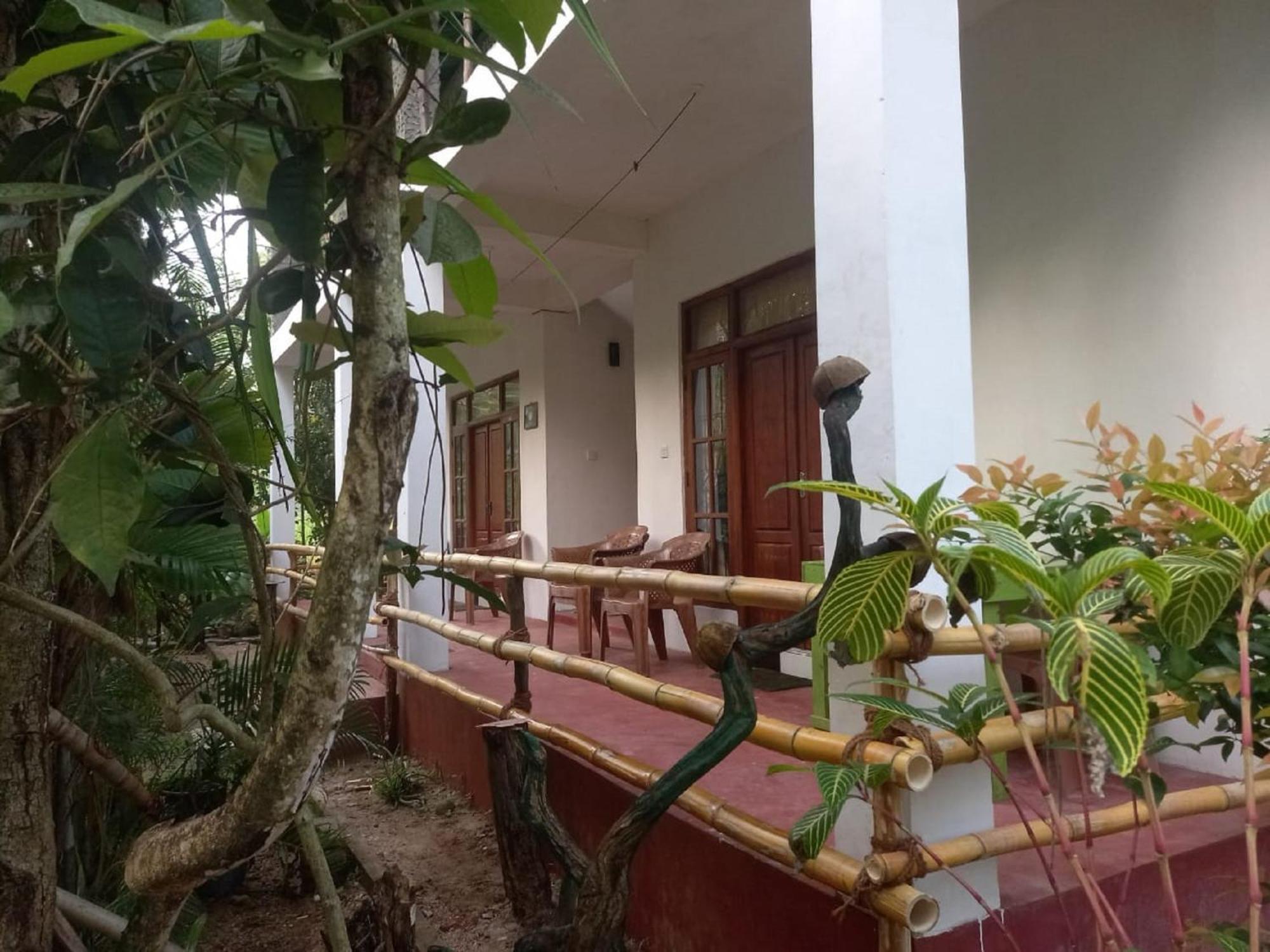 N S K Green Villa Сигирия Экстерьер фото